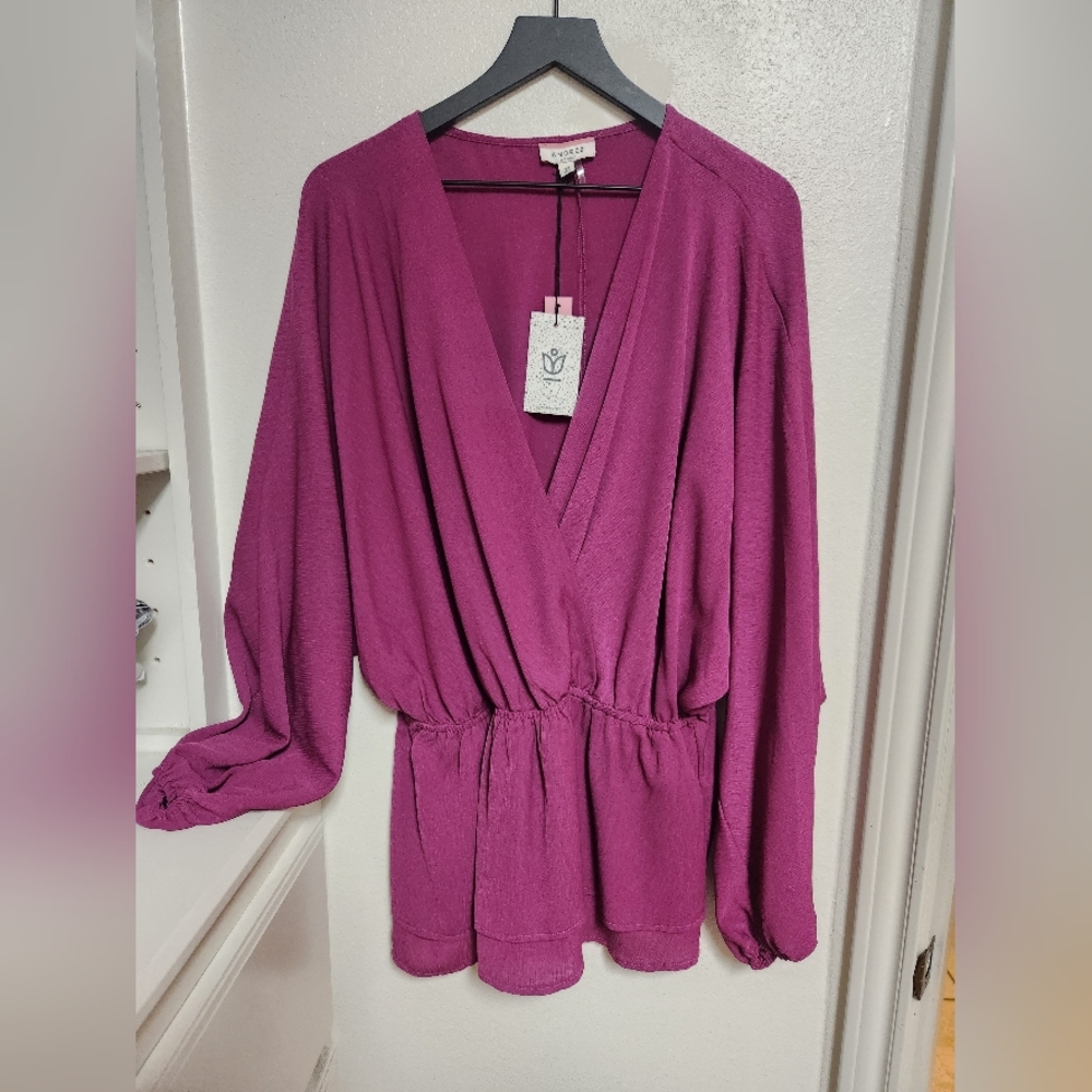 Plus Size Andree By Unit Beautiful Pink/Purple Top Size 3X. New With Tags